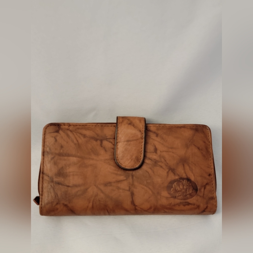 Buxton Brown Top Grain Cowhide Exterior Leather Wallet